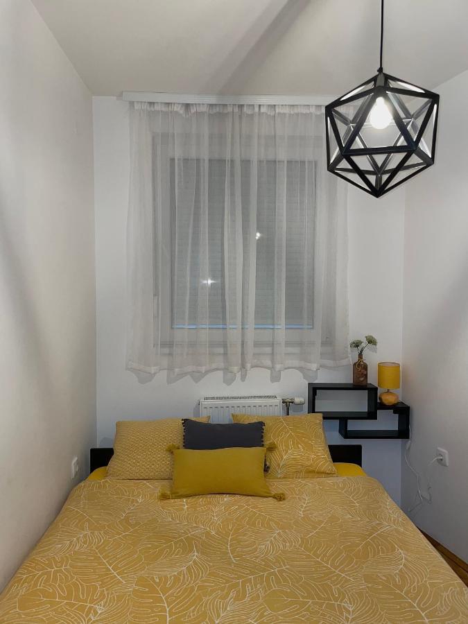 דירות נובי סאד Yellow Ns מראה חיצוני תמונה